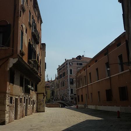 Ca' Badoer West Studio Venice Exterior photo