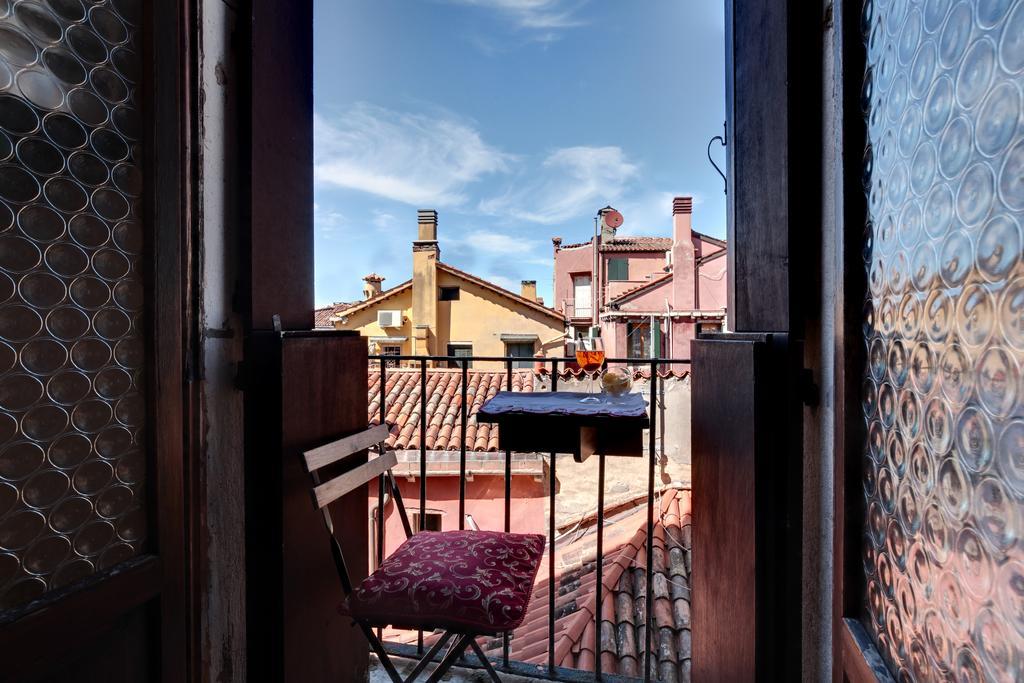 Ca' Badoer West Studio Venice Exterior photo